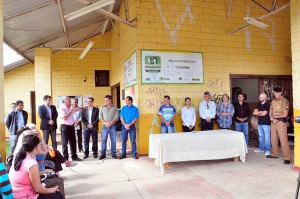 Autoridades do município durante o lançamento da reforma do CRAS Graciosa