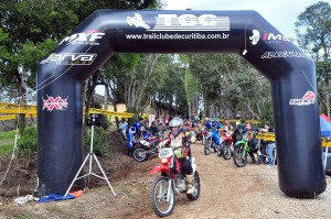 Campeonato de motocross reuniu 230 atletas em Colombo