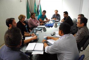 A criação do Seminário foi discutida em uma reunião, com a participação dos representantes das principais entidades, públicas e privadas do Município