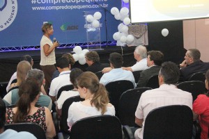 Durante o evento  a jornalista Salete Lemos falou aos empreendedores do município