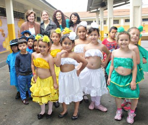 A Escola Municipal Padre Durval Secchi, no bairro Guaraituba fez o encerramento das atividades alusivas a Semana da Pátria