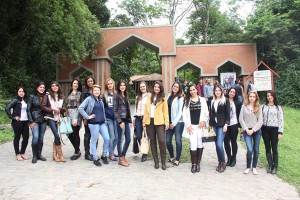  Candidatas conhecem pontos turísticos do município para preparação do concurso Rainha da Uva 2016