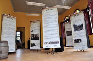 A exposição retrata a história do cotidiano dos primeiros imigrantes italianos de Colombo